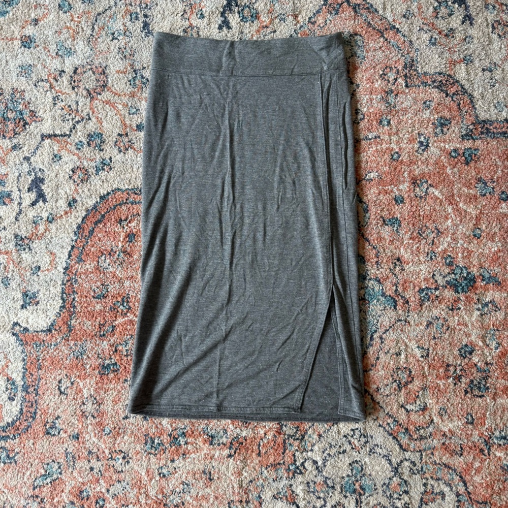 LOFT Gray Pencil Skirt